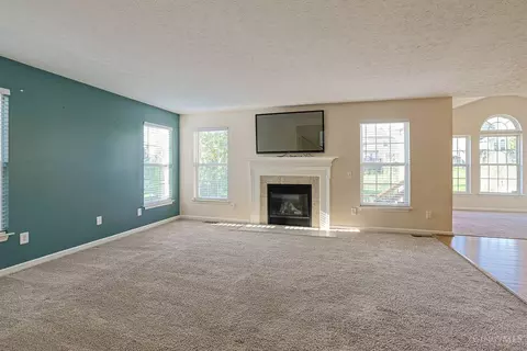 Living - 55 Teil Tree Ct, Monroe, OH 45050 photo 3 of 8