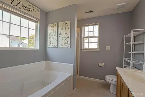 Bath - 55 Teil Tree Ct, Monroe, OH 45050 photo 2 of 3