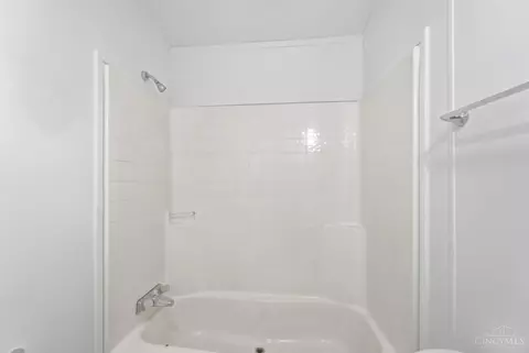 Bath - 8499 Debold Koebel Rd, Morrow, OH 45152 photo 5 of 5