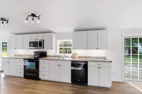 Kitchen - 8499 Debold Koebel Rd, Morrow, OH 45152 photo 1 of 3