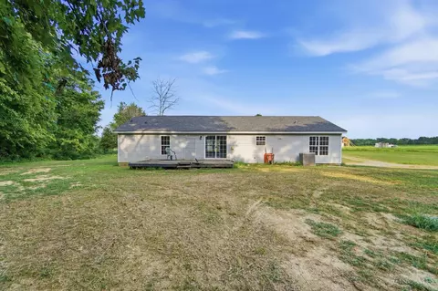Exterior - 8499 Debold Koebel Rd, Morrow, OH 45152 photo 6 of 7