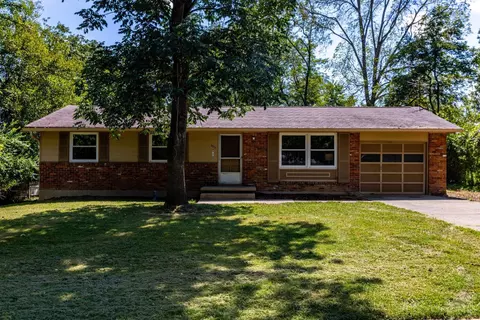 6131 Vereker Dr, Oxford, OH 45056
