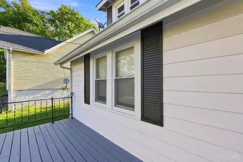 Exterior - 1406 Beech Ave, Cincinnati, OH 45205 photo 2 of 6