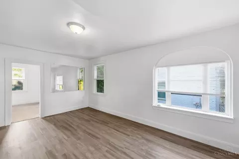 Living - 1406 Beech Ave, Cincinnati, OH 45205 photo 1 of 4