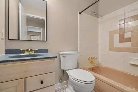 Bath - 5494 Cleander Dr, Cincinnati, OH 45238 photo 2 of 2