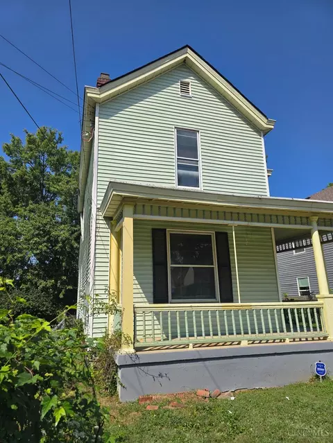 4719 Ward St, Cincinnati, OH 45227 photo 3