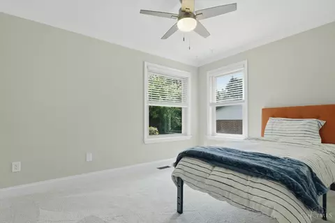 Bedroom - 10467 Mill Rd, Cincinnati, OH 45240 photo 3 of 8