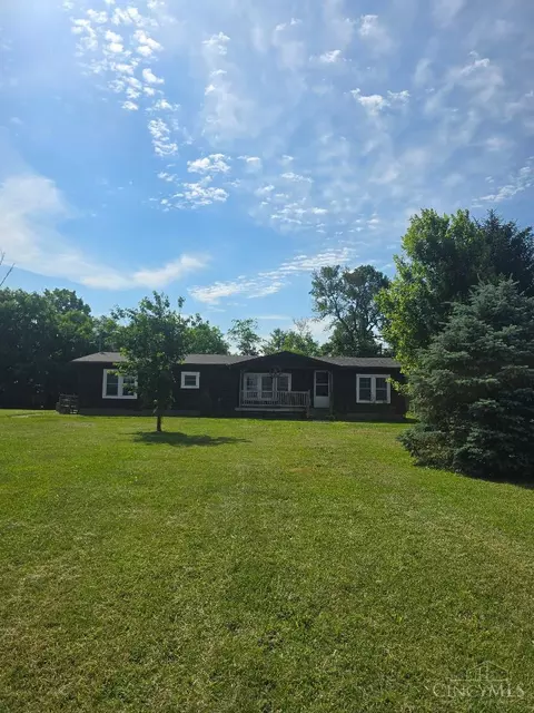 5053 Farmers Rd, Martinsville, OH 45146