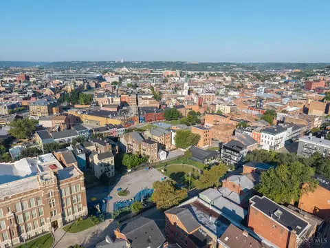 View/Area - 114 Mcmicken Ave, Cincinnati, OH 45202 photo 10 of 17