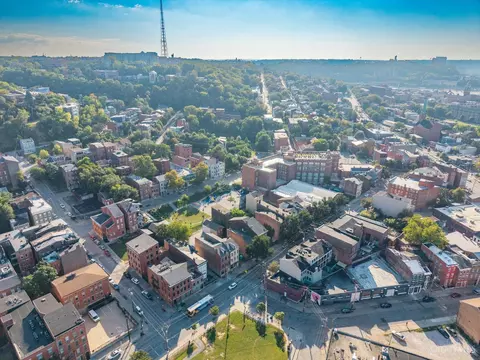 View/Area - 114 Mcmicken Ave, Cincinnati, OH 45202 photo 13 of 17