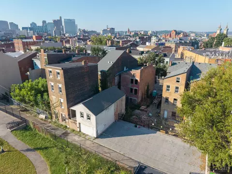 View/Area - 114 Mcmicken Ave, Cincinnati, OH 45202 photo 3 of 17