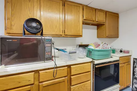 Kitchen - 3712 Shroyer Rd, Kettering, OH 45429 photo 6 of 7
