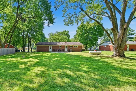 Exterior - 848 Hawthorne Dr, Cincinnati, OH 45245 photo 5 of 5