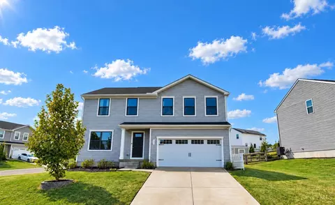101 Crossing Circle Ct, New Richmond, OH 45157
