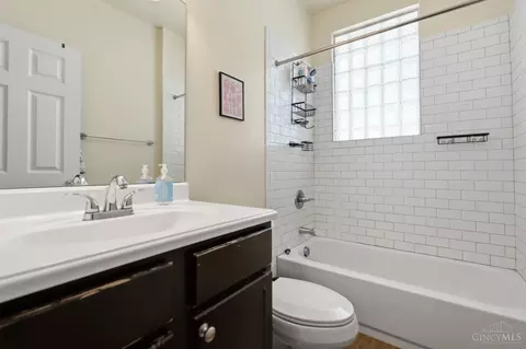2919 Bellevue Ave, Cincinnati, OH 45219 photo 5