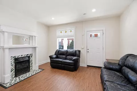 2919 Bellevue Ave, Cincinnati, OH 45219 photo 2