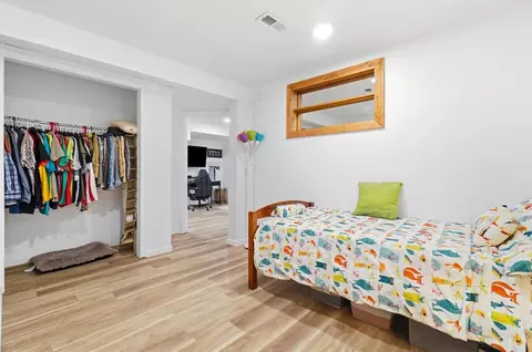Bedroom - 7335 Derby Dr, Hamilton, OH 45011 photo 13 of 13