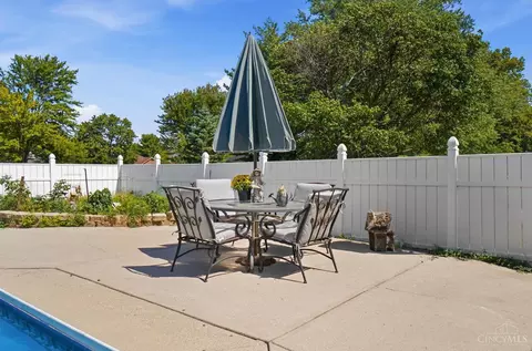 Exterior - 7335 Derby Dr, Hamilton, OH 45011 photo 17 of 22