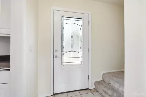 Entry Way - 2823 Keystone Dr, Cincinnati, OH 45230 photo 1 of 4