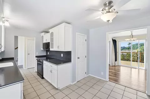 Kitchen - 2823 Keystone Dr, Cincinnati, OH 45230 photo 1 of 6