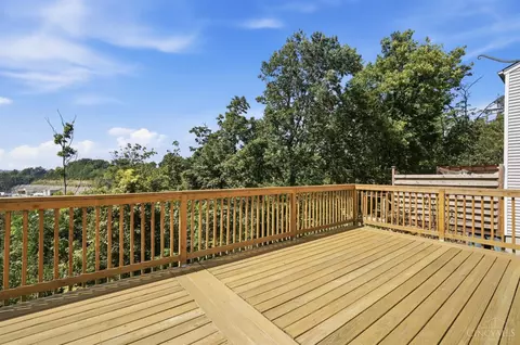 Exterior - 2823 Keystone Dr, Cincinnati, OH 45230 photo 5 of 15