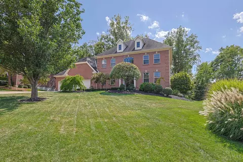 785 Cedar Dr, Loveland, OH 45140
