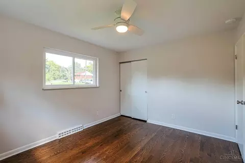 Bedroom - 2079 Arrowood Pl, Cincinnati, OH 45231 photo 8 of 8