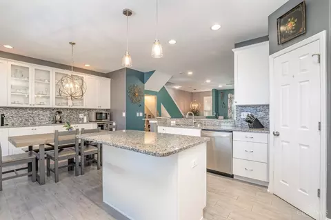 Kitchen - 1015 Cutter St, Cincinnati, OH 45203 photo 2 of 3