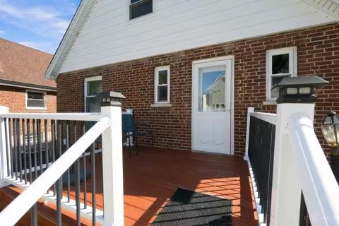 Exterior - 3713 Simpson Ave, Fairfax, OH 45227 photo 3 of 6
