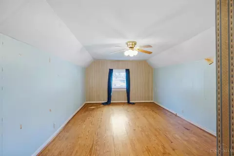 Bedroom - 3713 Simpson Ave, Fairfax, OH 45227 photo 5 of 8