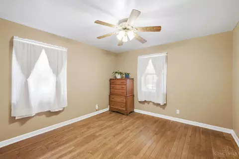 Bedroom - 3713 Simpson Ave, Fairfax, OH 45227 photo 3 of 8