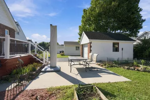 Exterior - 3713 Simpson Ave, Fairfax, OH 45227 photo 5 of 6
