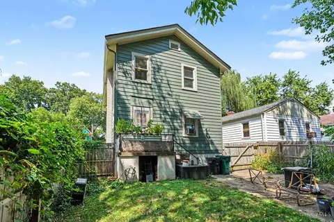 Exterior - 527 Flatt Ter, Cincinnati, OH 45232 photo 5 of 5