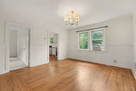 Living - 527 Flatt Ter, Cincinnati, OH 45232 photo 1 of 5