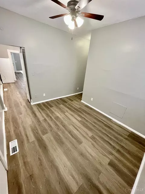 Bedroom - 4368 Eastern Ave, Cincinnati, OH 45226 photo 1 of 4