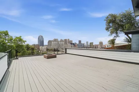 Exterior - 404 Baum St, Cincinnati, OH 45202 photo 9 of 13