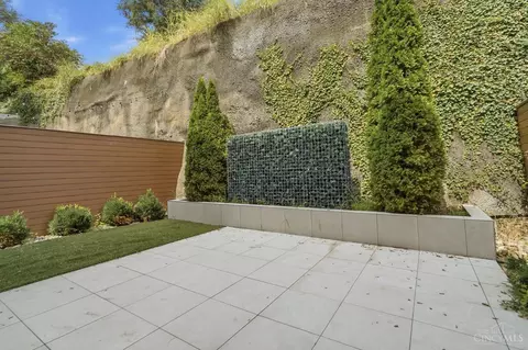 Exterior - 404 Baum St, Cincinnati, OH 45202 photo 5 of 13