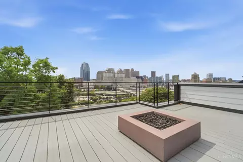 Exterior - 404 Baum St, Cincinnati, OH 45202 photo 11 of 13