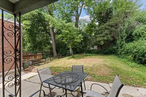 Exterior - 620 Riddle Rd, Cincinnati, OH 45220 photo 5 of 6