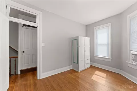 Bedroom - 620 Riddle Rd, Cincinnati, OH 45220 photo 1 of 3