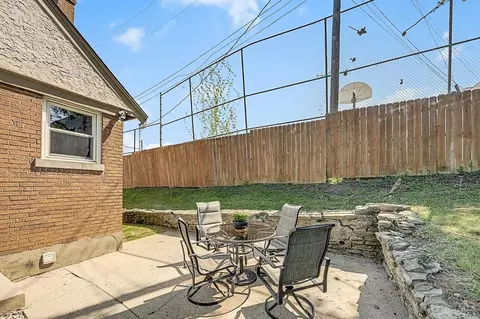 Other - 3333 Meyer Pl, Cincinnati, OH 45211 photo 12 of 25