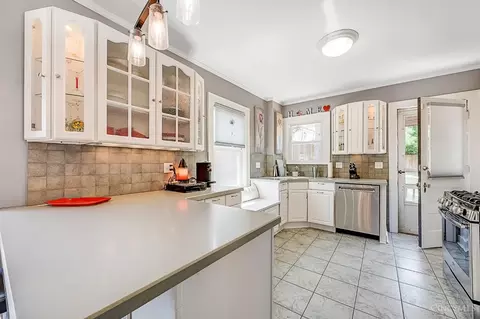 Kitchen - 3333 Meyer Pl, Cincinnati, OH 45211 photo 1 of 4
