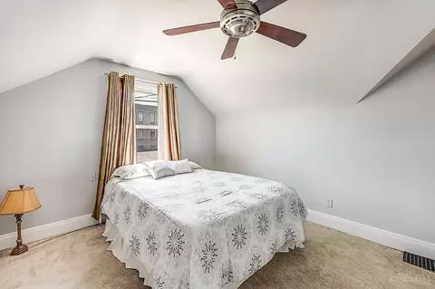 Bedroom - 3333 Meyer Pl, Cincinnati, OH 45211 photo 3 of 6