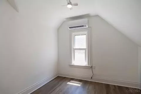 Bedroom - 3014 Hackberry St, Cincinnati, OH 45206 photo 7 of 7