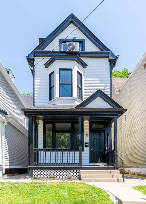 Exterior - 3014 Hackberry St, Cincinnati, OH 45206 photo 3 of 12