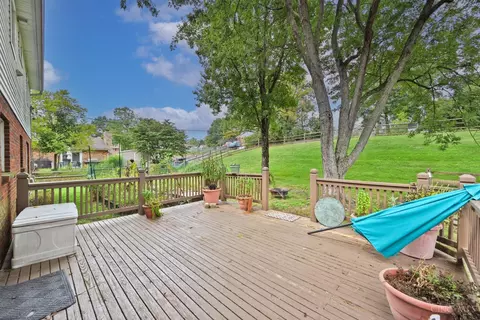 Exterior - 7892 Kimbee Dr, Cincinnati, OH 45244 photo 8 of 16