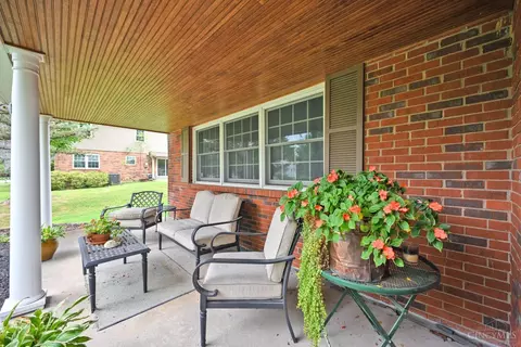 Exterior - 7892 Kimbee Dr, Cincinnati, OH 45244 photo 5 of 16