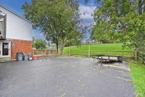 Exterior - 7892 Kimbee Dr, Cincinnati, OH 45244 photo 10 of 16