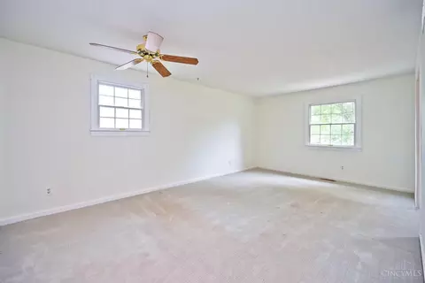 Bedroom - 7892 Kimbee Dr, Cincinnati, OH 45244 photo 1 of 11