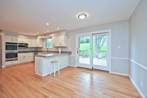 Kitchen - 7892 Kimbee Dr, Cincinnati, OH 45244 photo 1 of 5